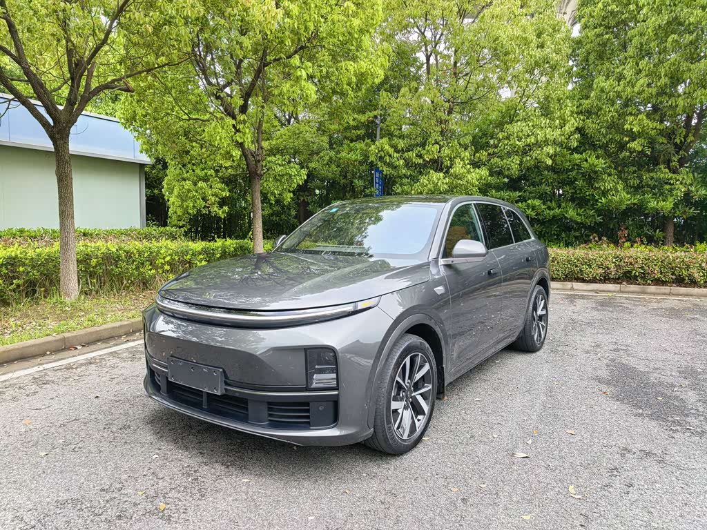 Li Auto L7