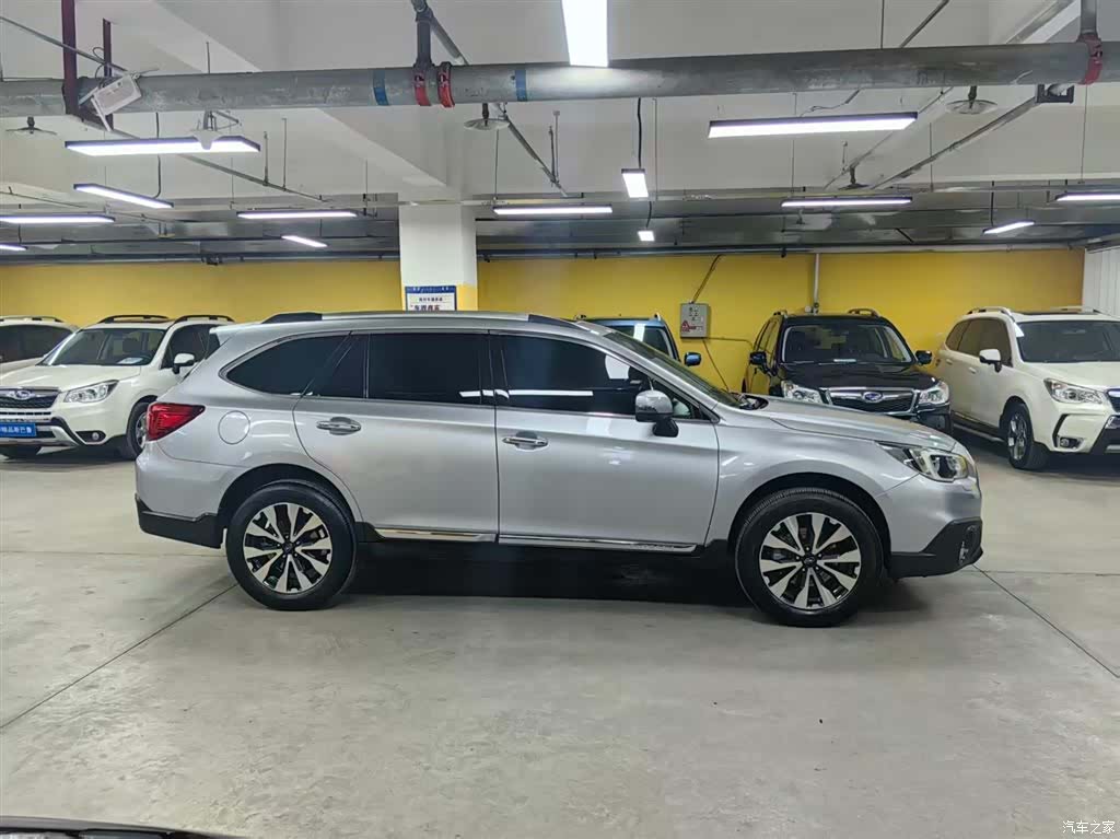 Subaru Outback, 2018 все фото