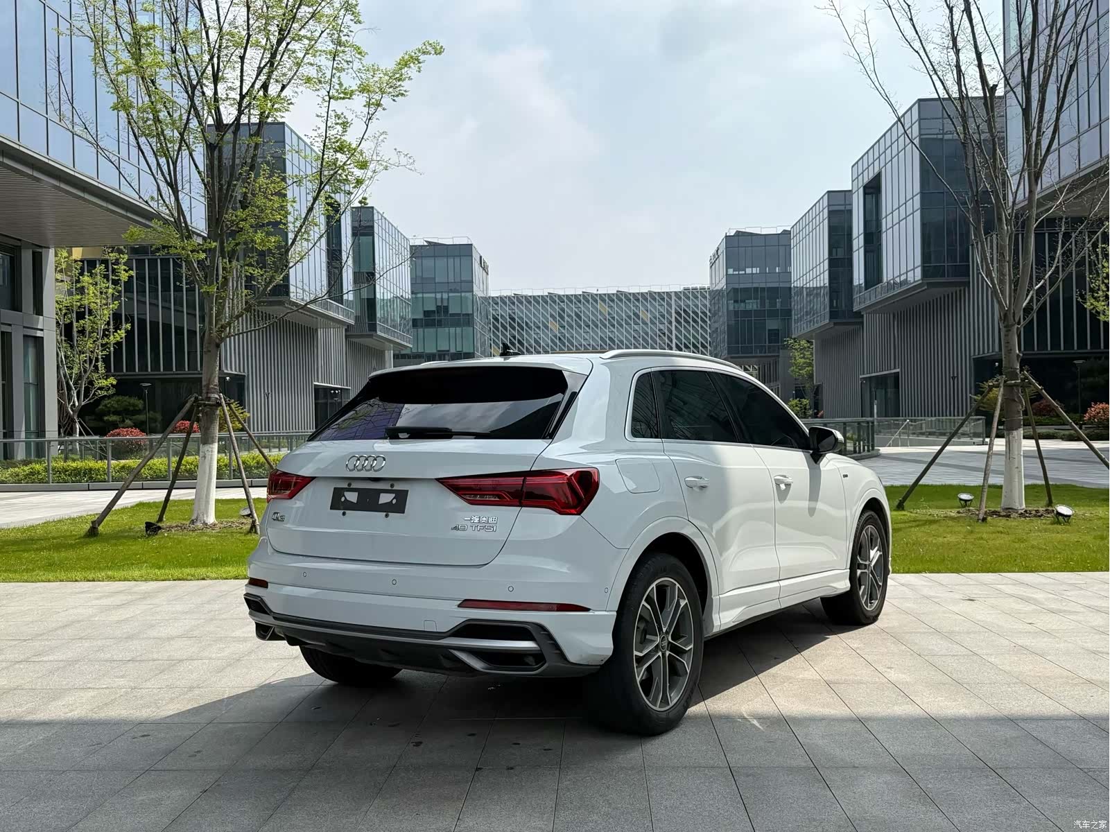 Audi Q3, 2021 6