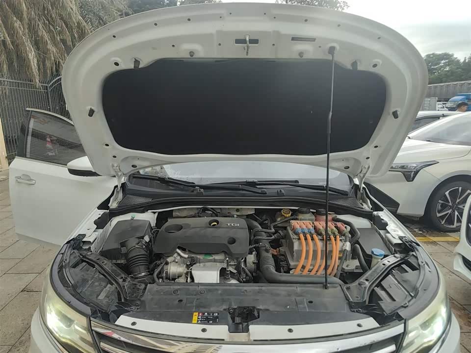 Roewe i6 Roewe i6
