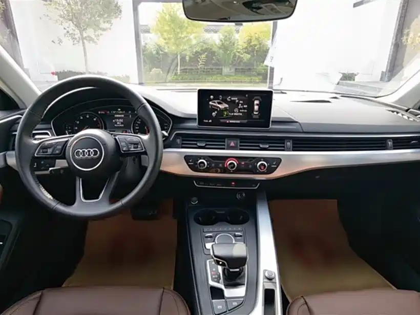 Audi A4L