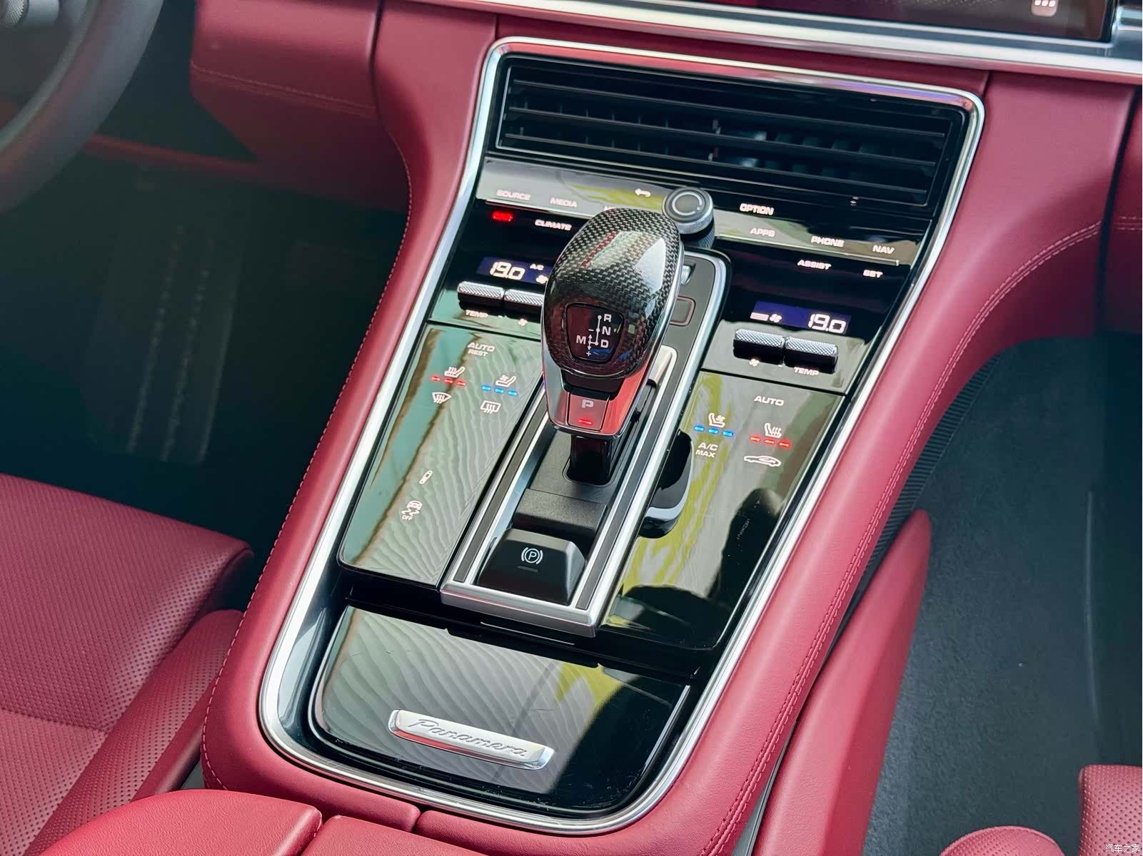 Porsche Panamera, 2023 23