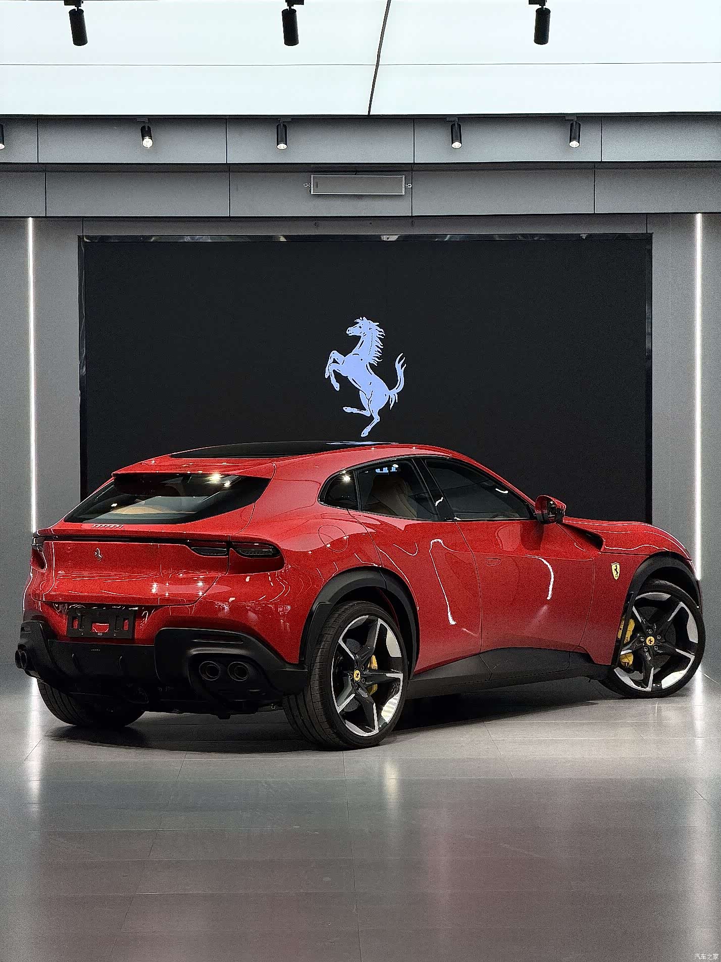 Ferrari Purosangue, 2025 4