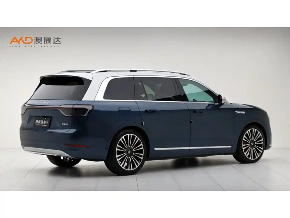 AITO Ask the world M9