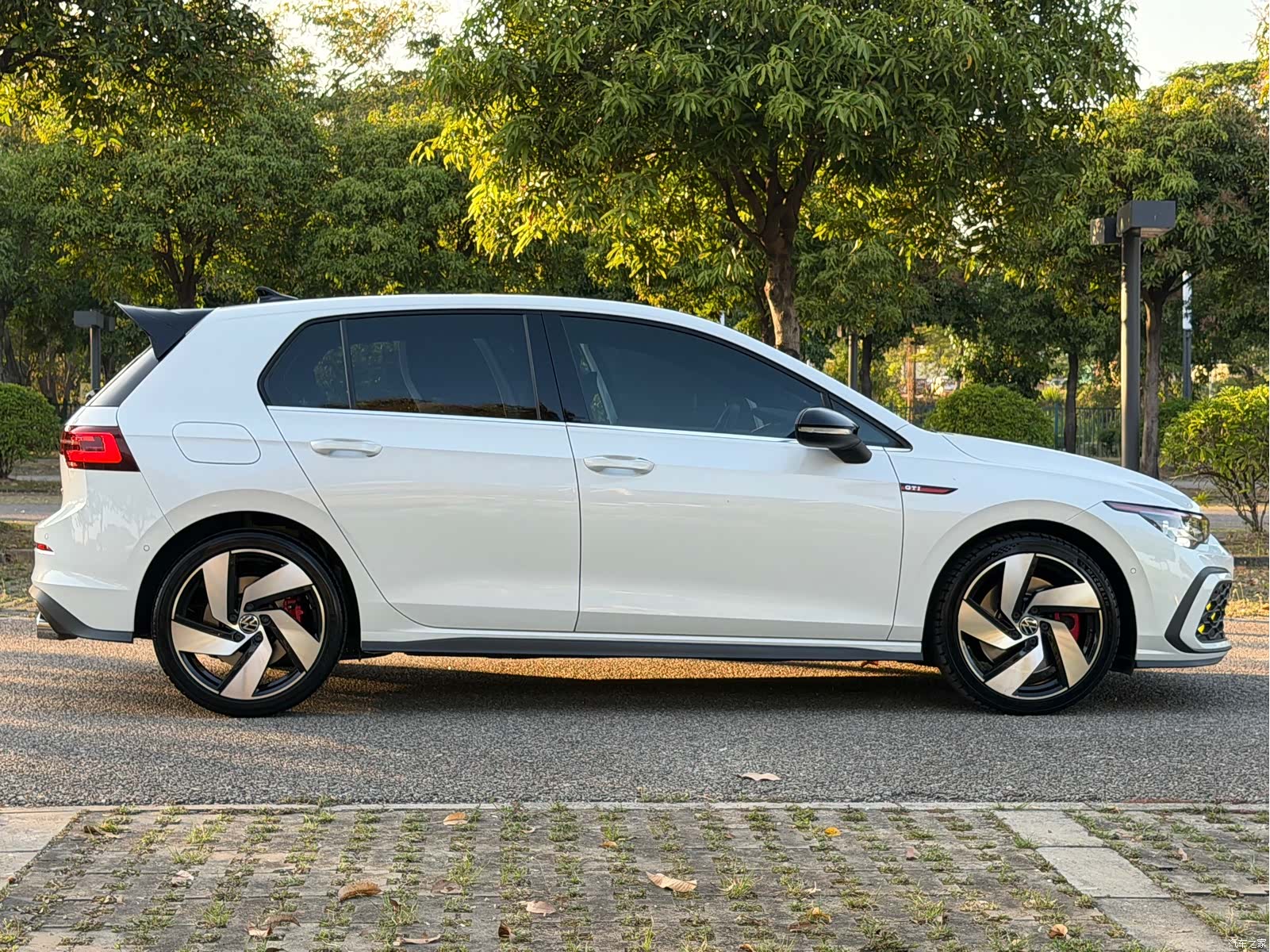 Volkswagen Golf, 2023 33