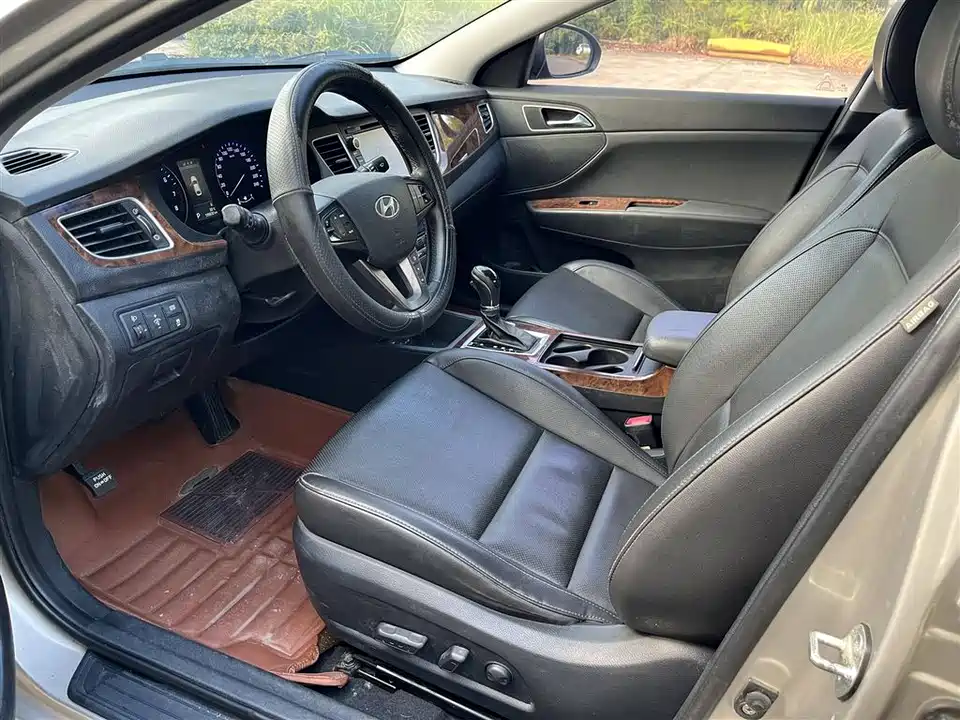 Hyundai Name picture