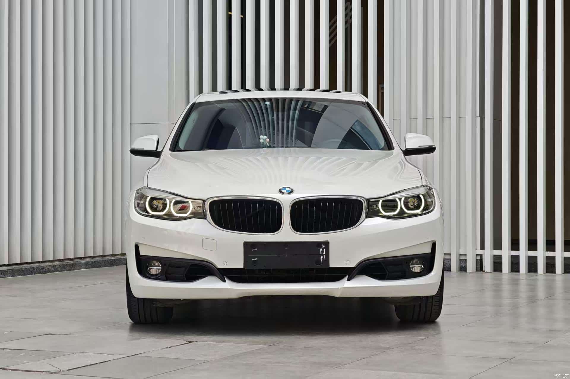 BMW 3 Series, 2019 2