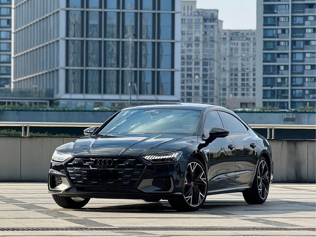 Audi A7L