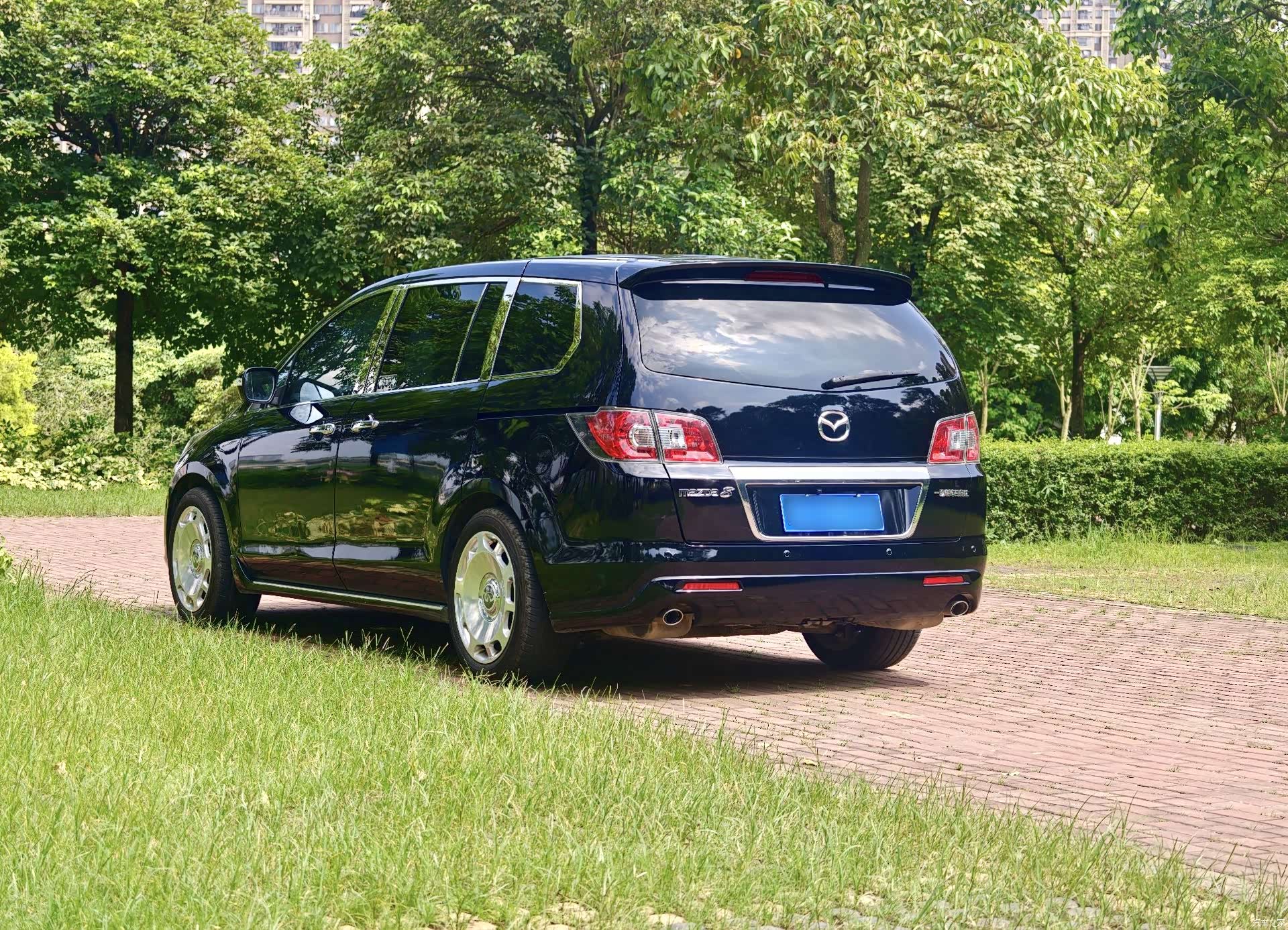Mazda 8, 2013 14