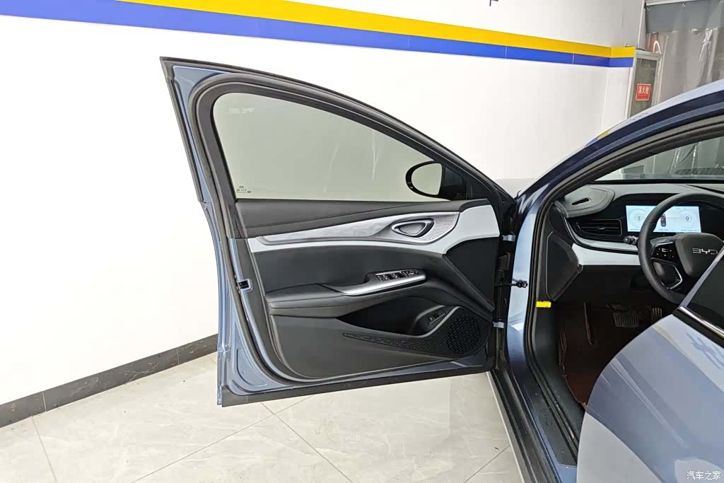 BYD Seal, 2023 7