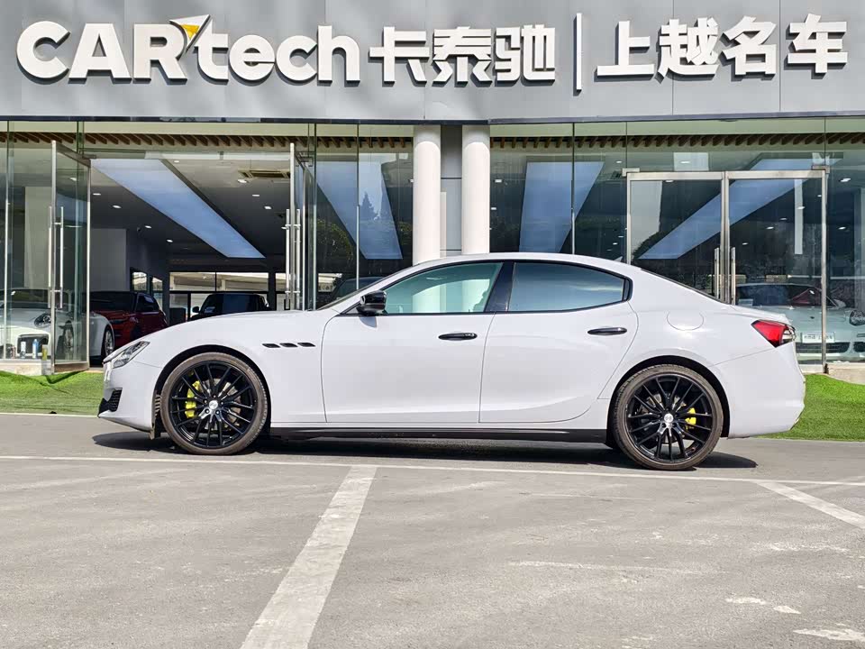 Maserati Ghibli Maserati Ghibli