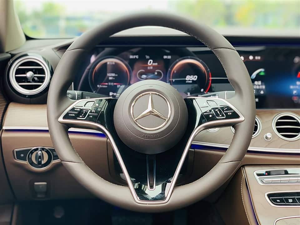Mercedes-Benz E-class Mercedes-Benz E-class