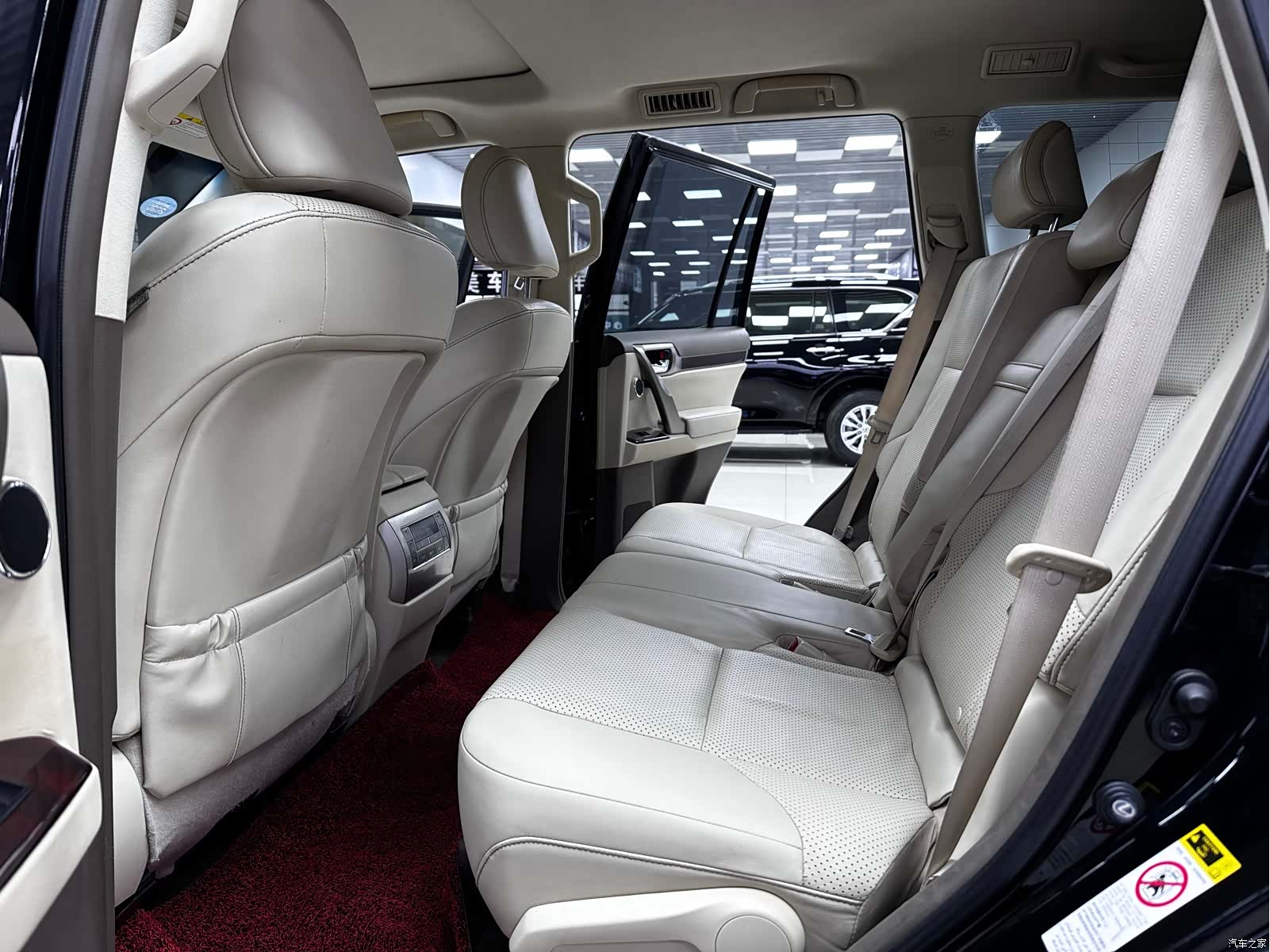 Lexus GX, 2012 10