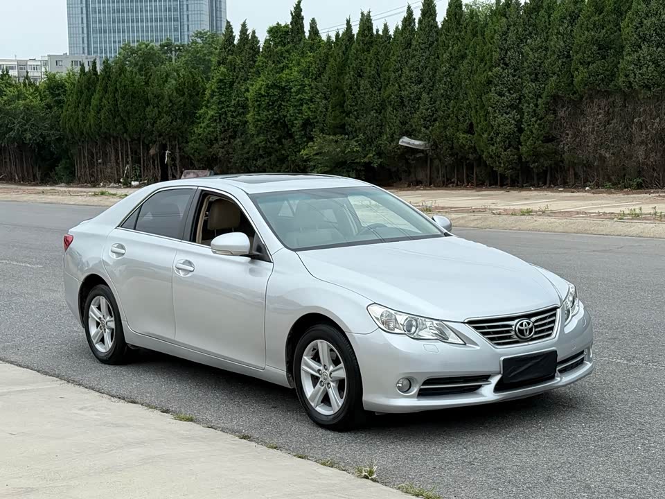 Toyota Reiz Toyota Reiz