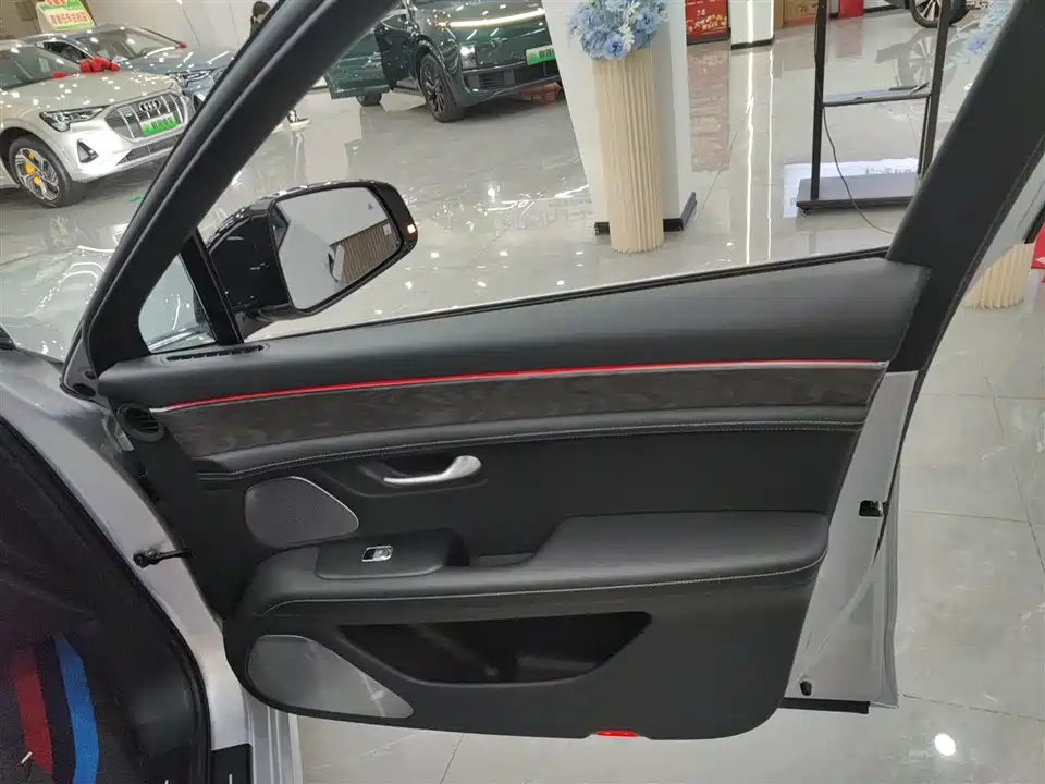 HarmonyOS Ask the world M5