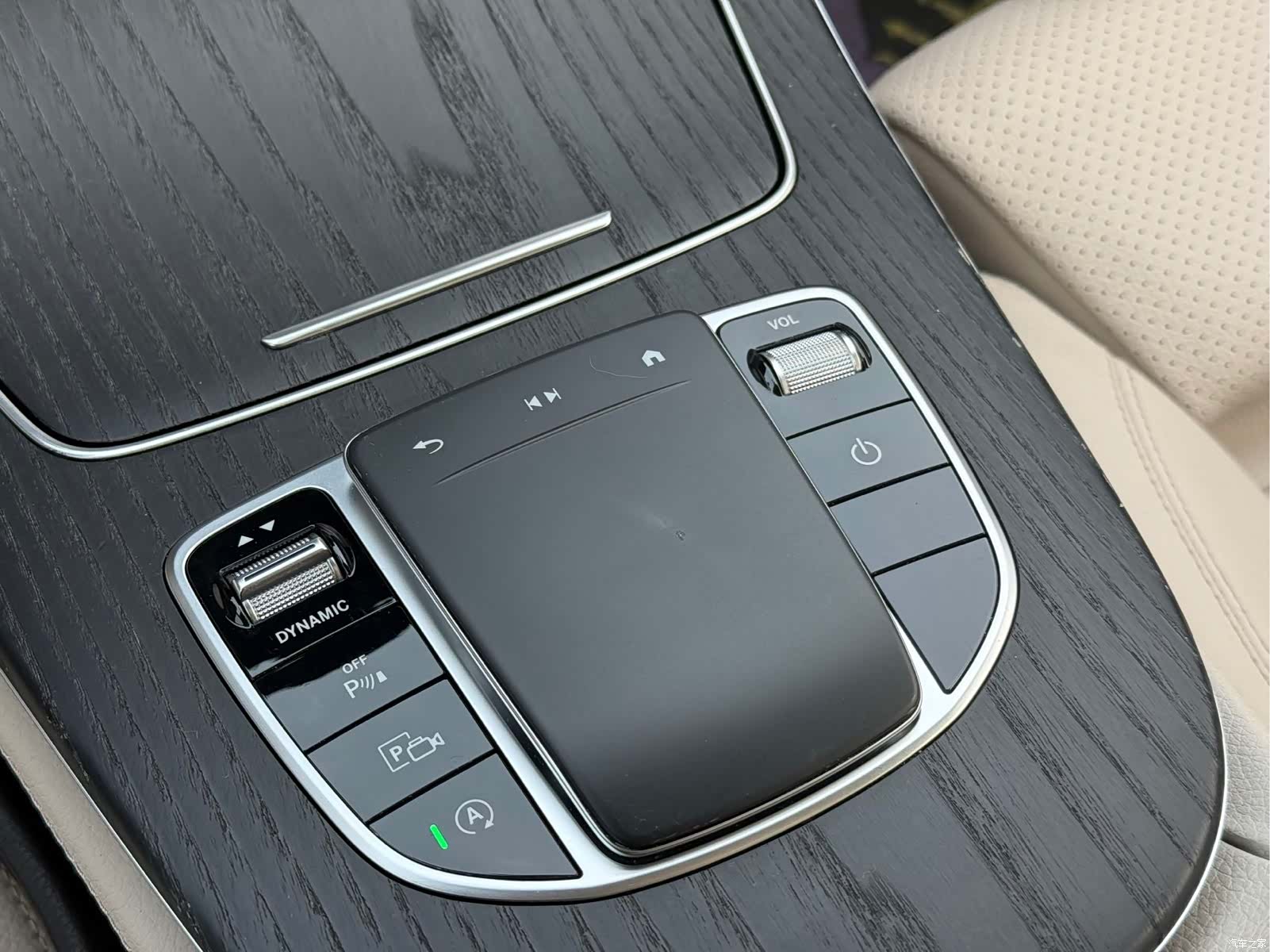 Mercedes-Benz E-Class, 2022 15