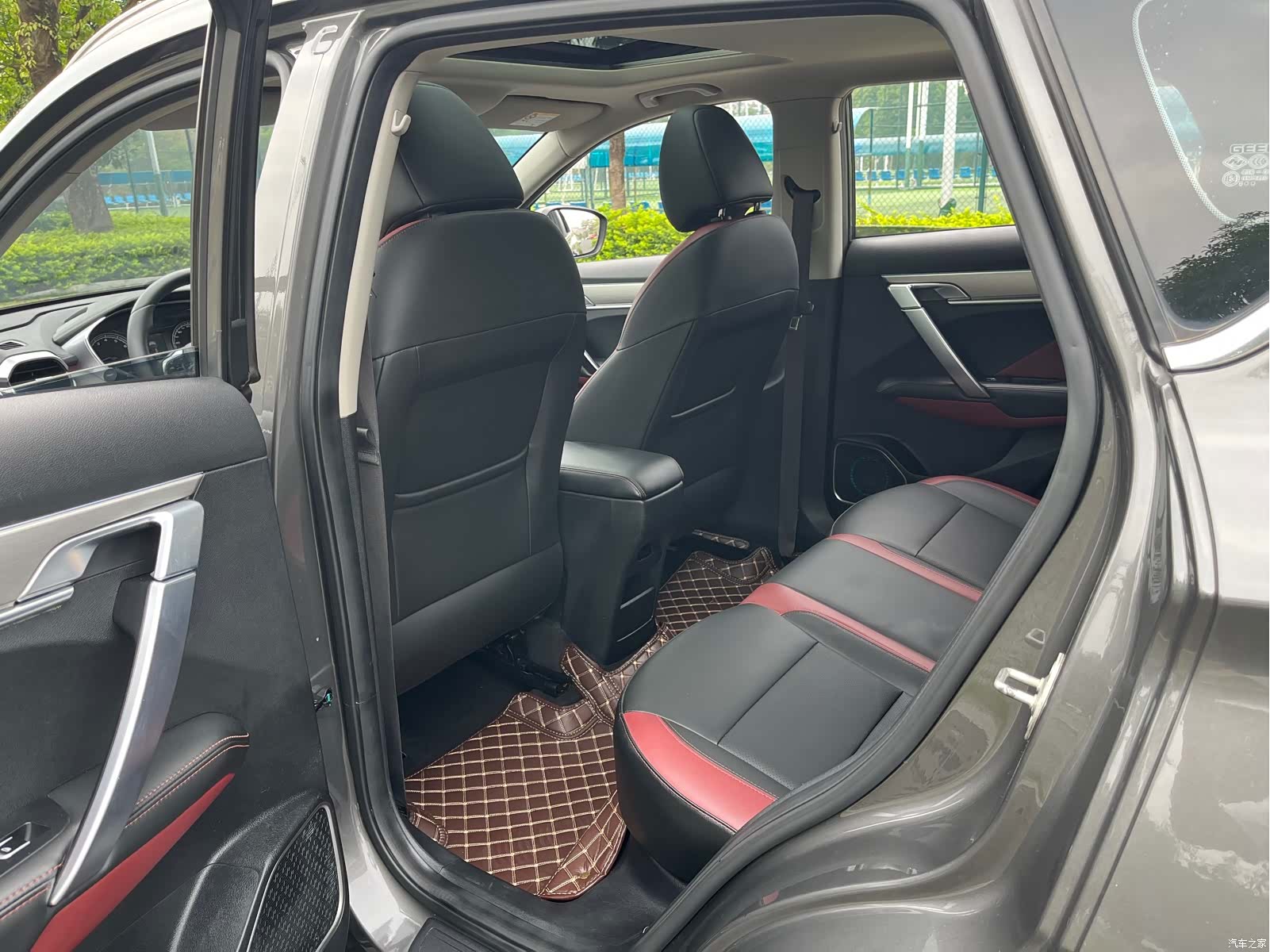 Geely Coolray, 2023 9