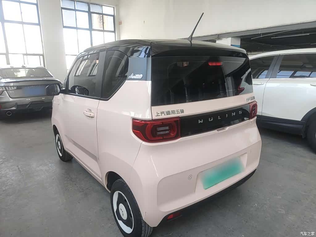 Wuling MINIEV, 2022 все фото