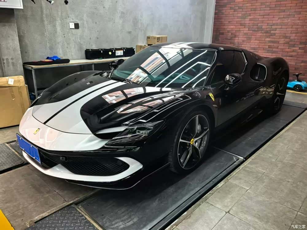 Ferrari 296