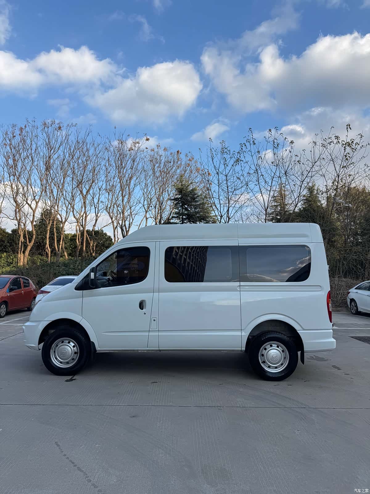 Maxus V80, 2021 3