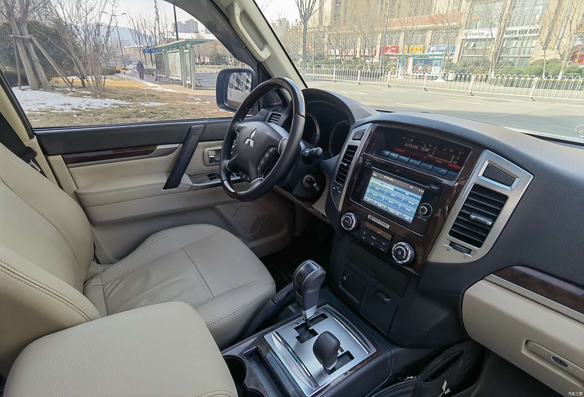 Mitsubishi Pajero, 2020 7