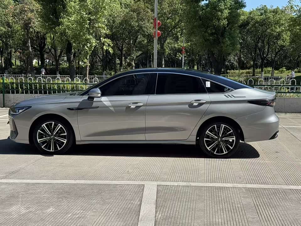 Chery Arrizo 8 PRO