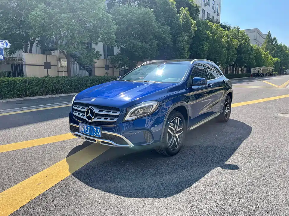 Mercedes-Benz GLA