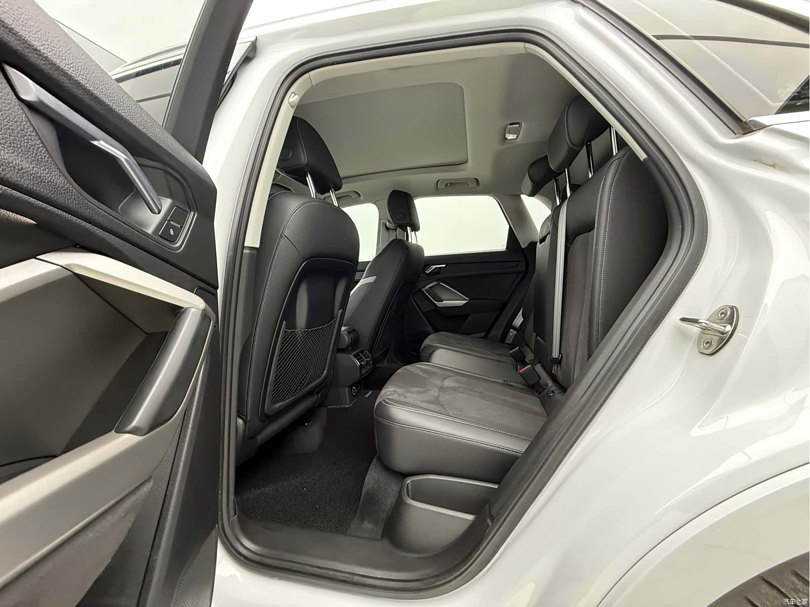 Audi Q3, 2022 15