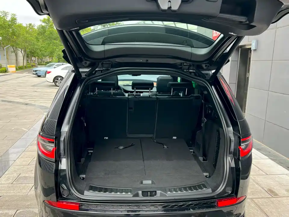 Land Rover Discover sports