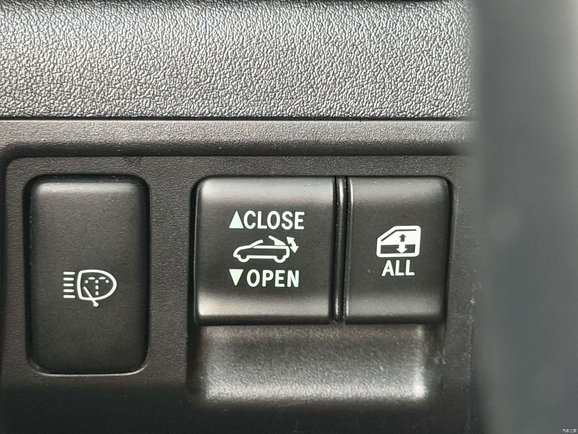 Lexus IS, 2011 10