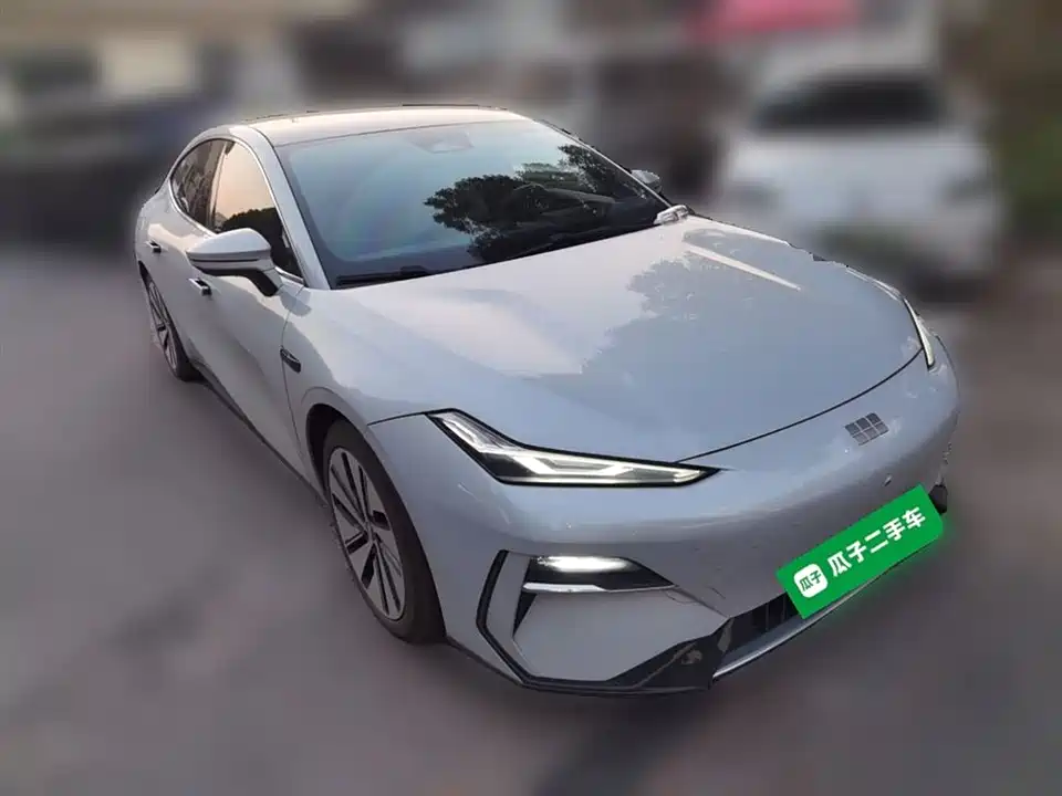 Geely Galaxy Galaxy E8