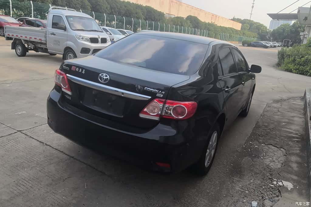 Toyota Corolla, 2012 3