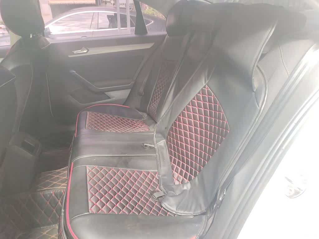 Volkswagen Lamando, 2017 14