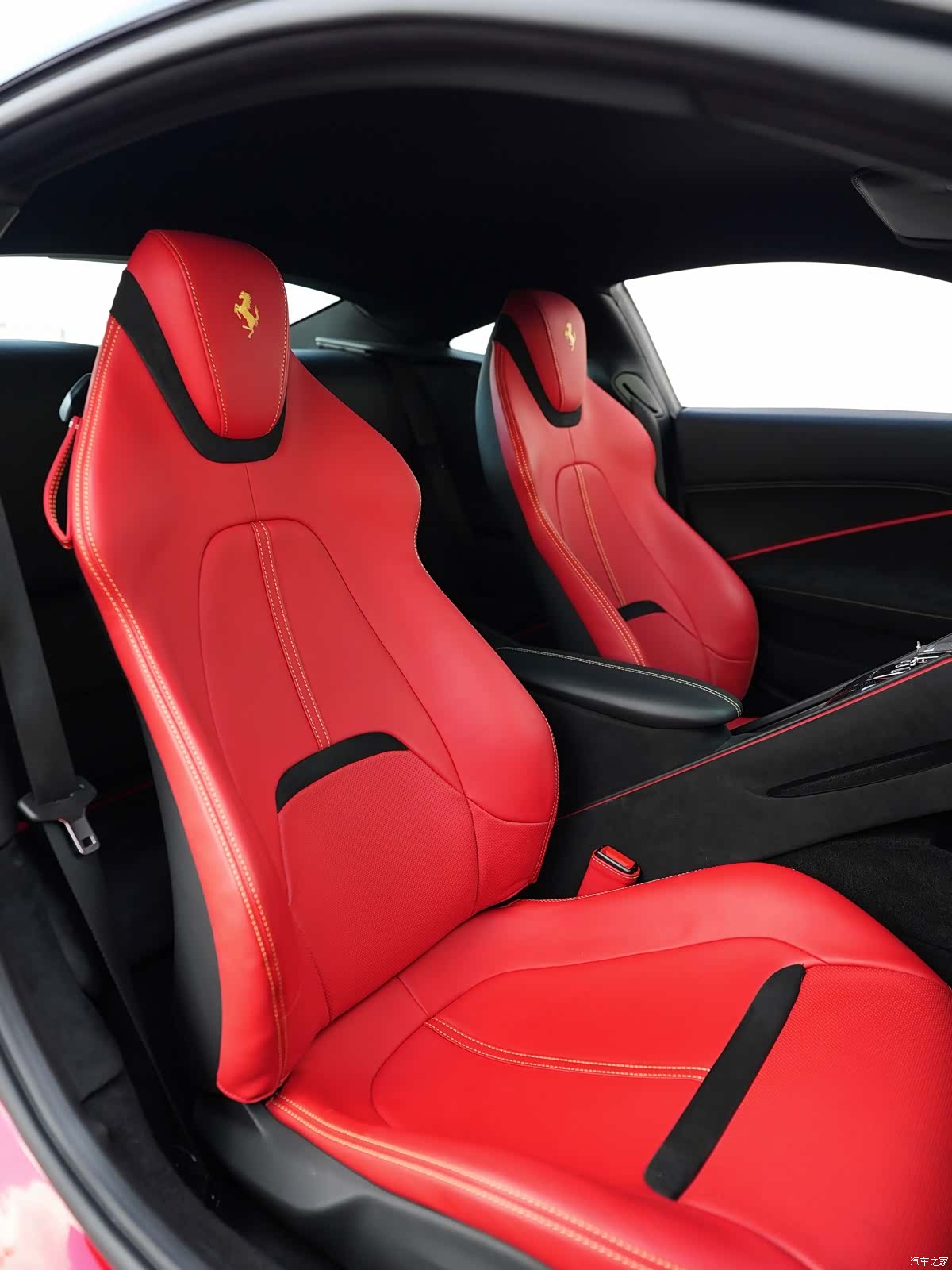 Ferrari Roma, 2024 15