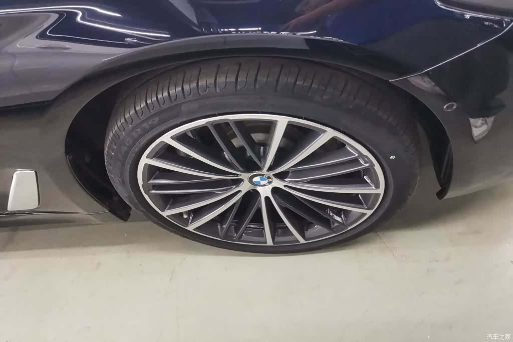 BMW 5 Series, 2022 6