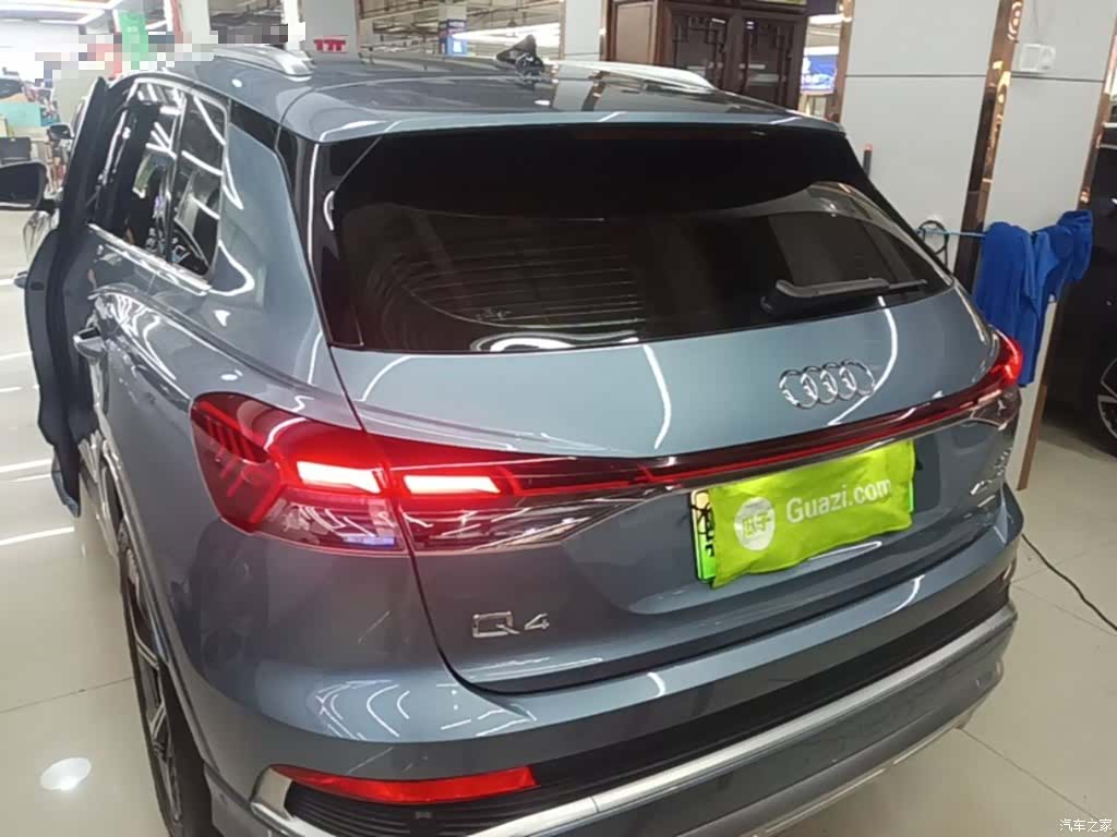 Audi Q4 e-tron, 2023 6