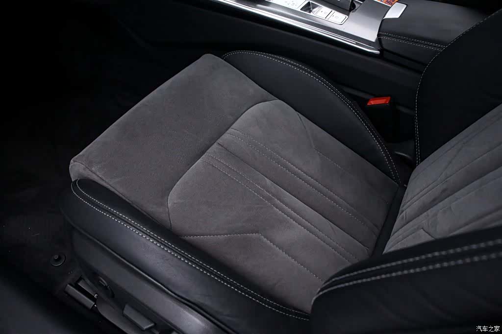 Audi A6L, 2020 13