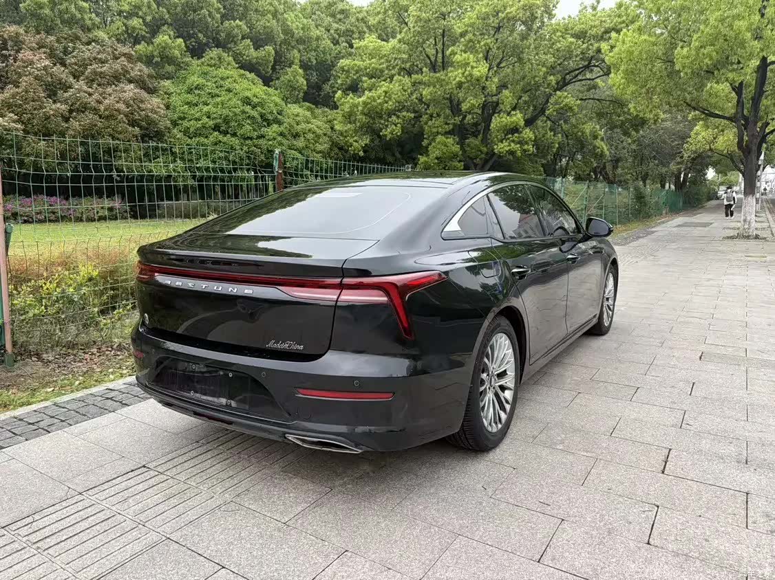 Bestune B70, 2021 10