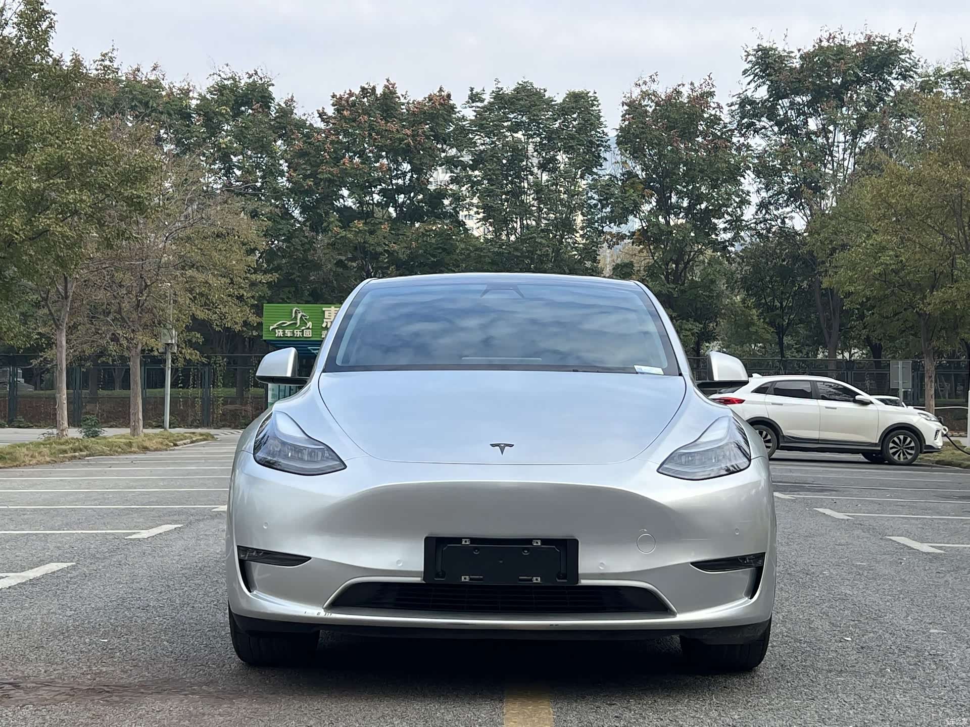 Tesla Model Y, 2021 2