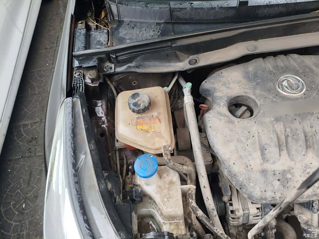 DongFeng AX7, 2018 20