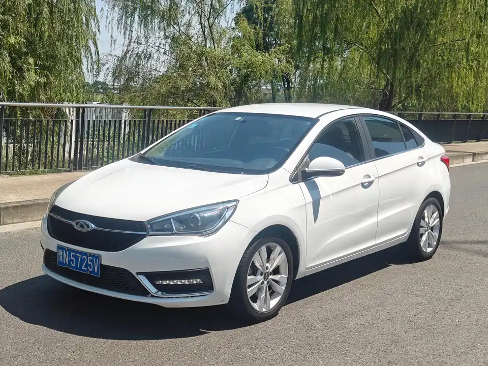 Chery Arrizo 5