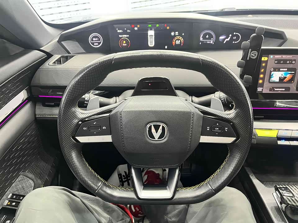 Changan UNI-V