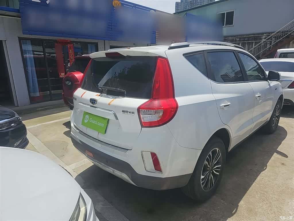 Geely X6, 2017 7