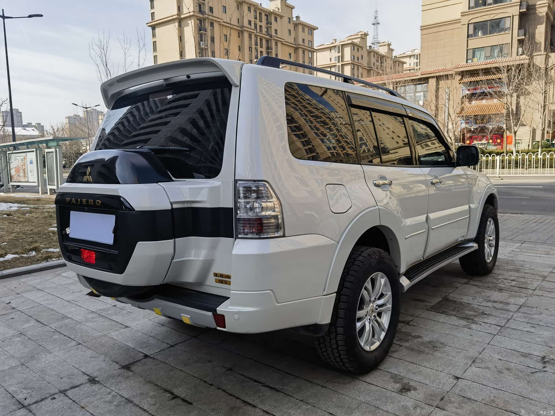 Mitsubishi Pajero, 2020 13