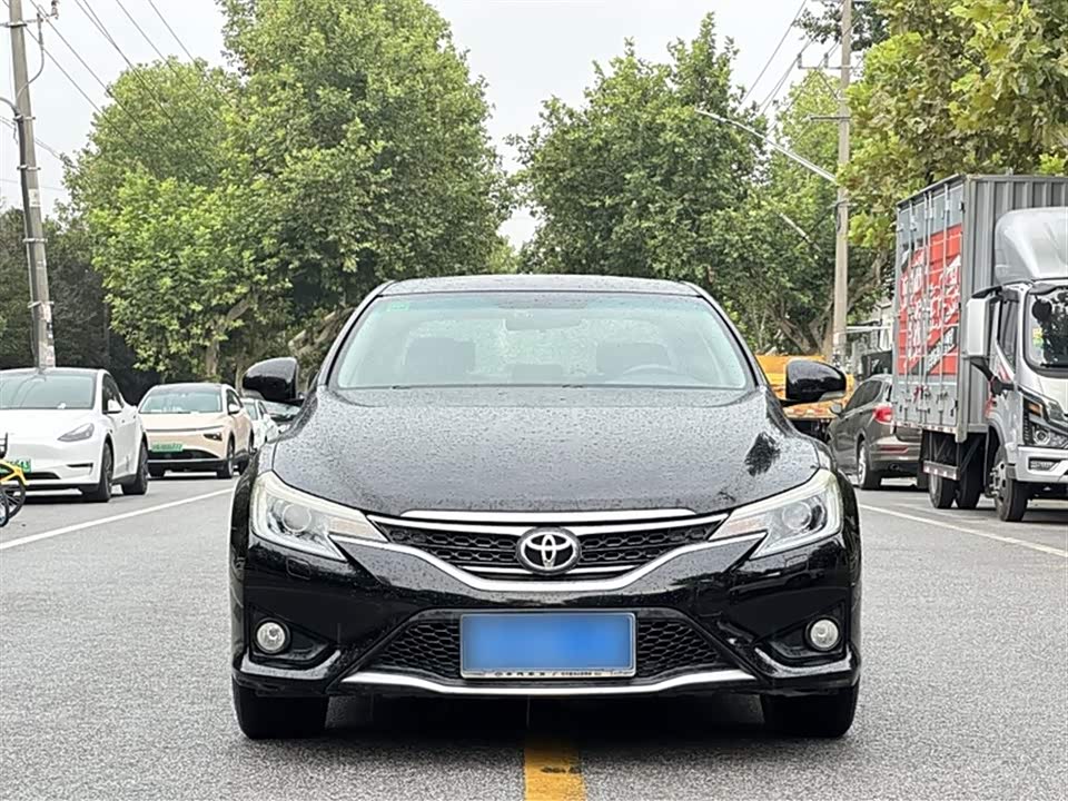 Toyota Reiz Toyota Reiz