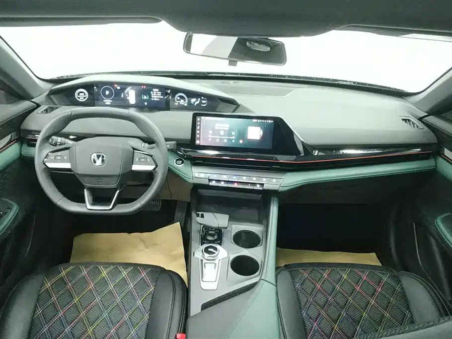 Changan UNI-V Smart iDD