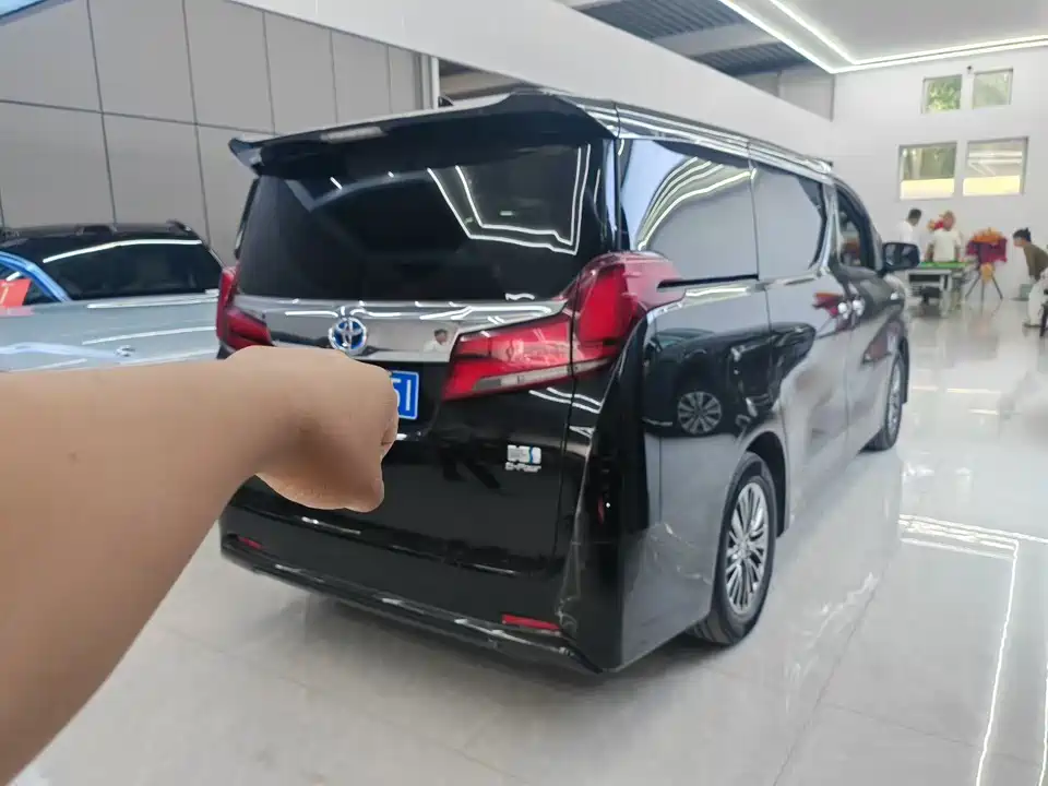 Toyota Elfa Toyota Elfa