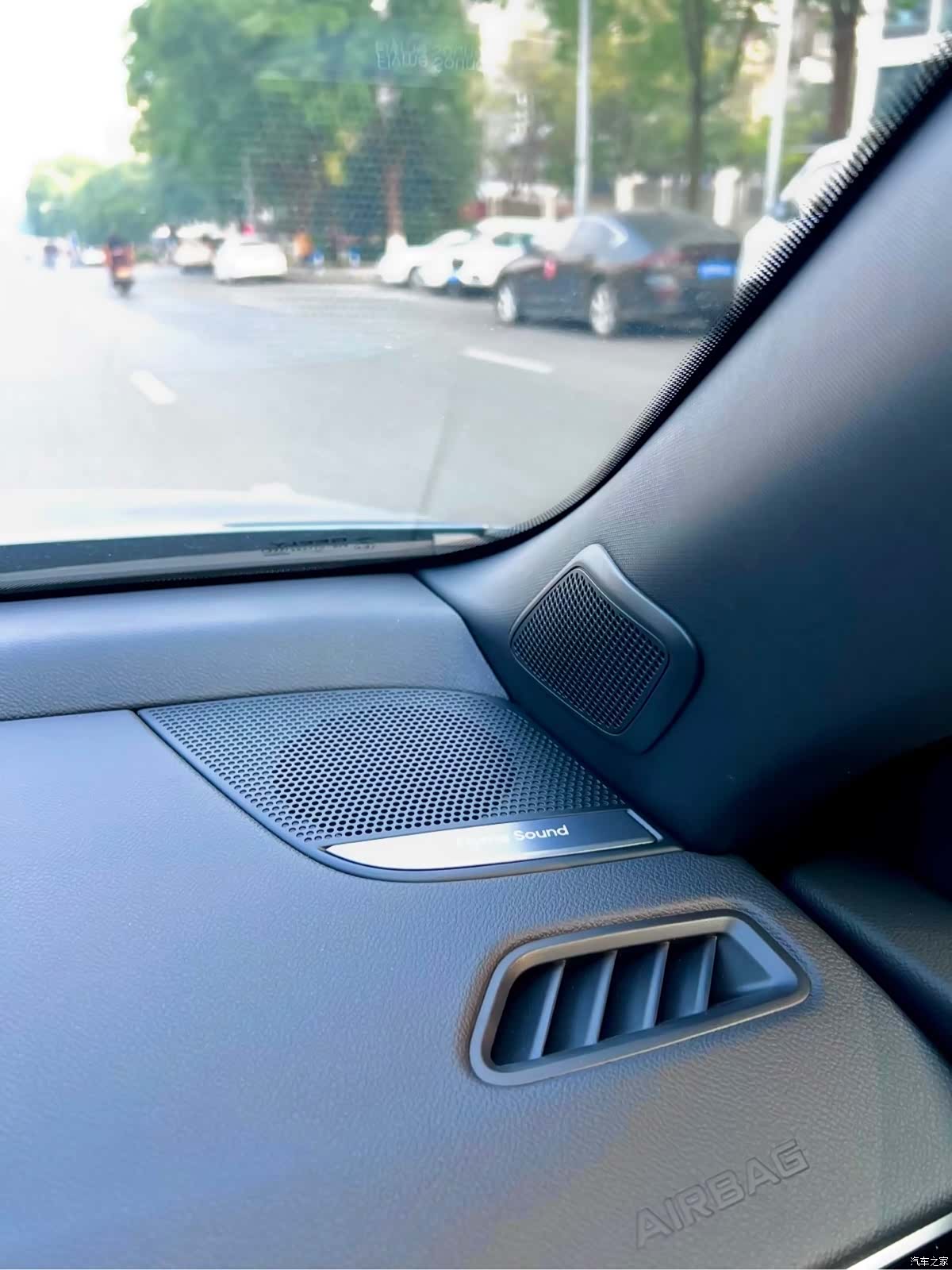 Geely Preface, 2026 12