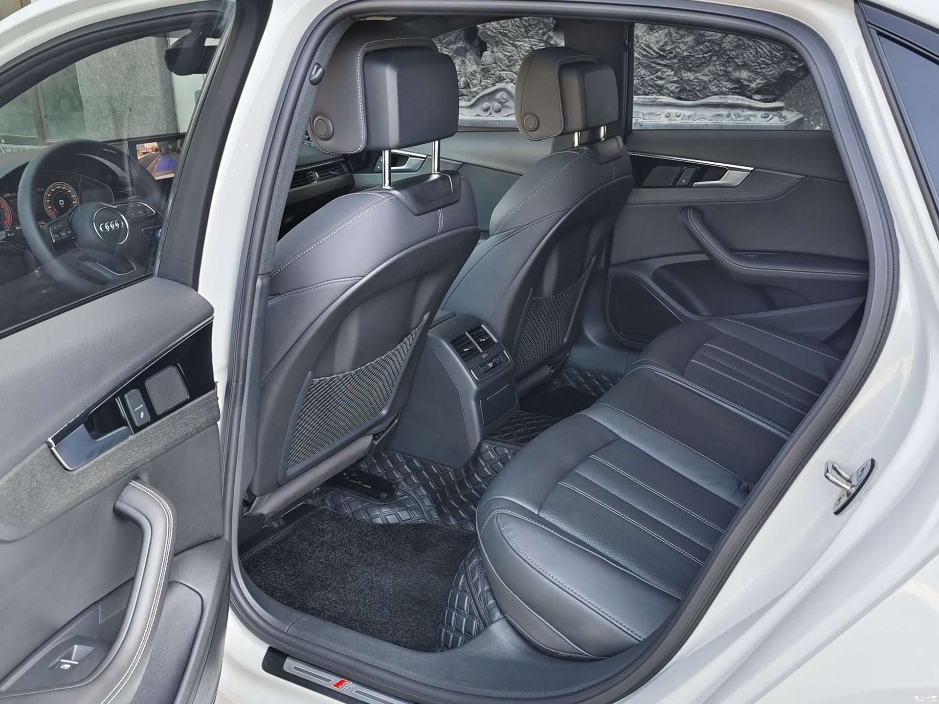 Audi A4L, 2023 6
