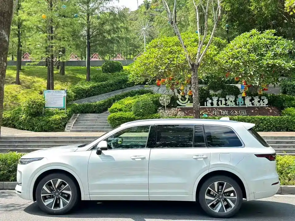 Li Auto Ideal ONE